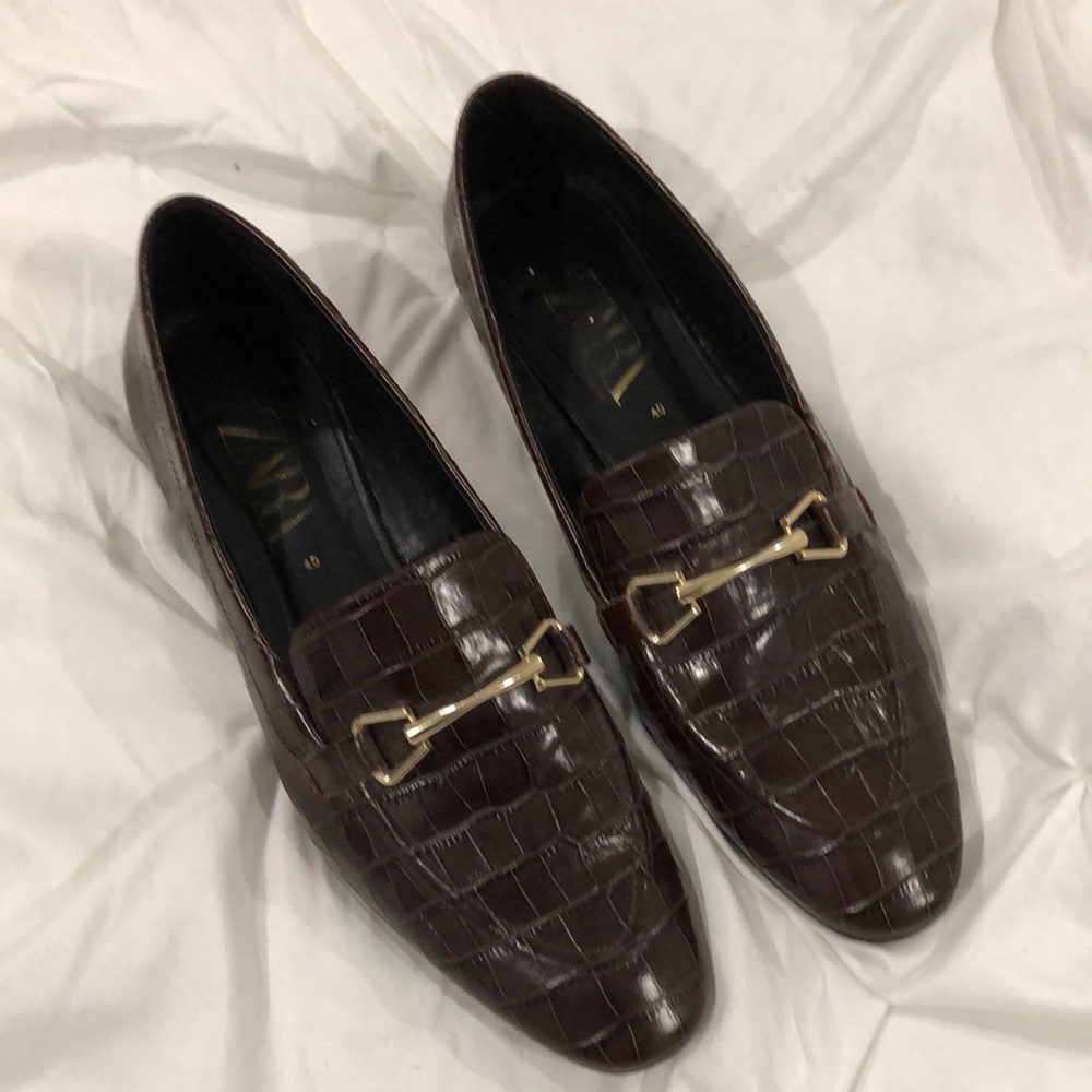 Zara Dark Brown Croc-Embossed Loafers with Gold Hardware
